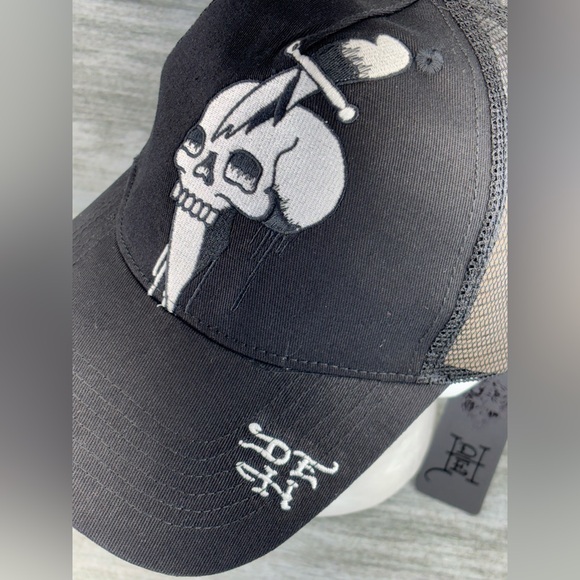 NWT Ed Hardy DEH Mesh Snapback Trucker Hat Cap Skull Dagger Sword Black OSHA - Picture 6 of 16
